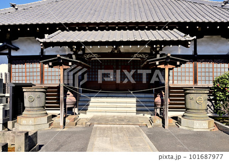 川口散歩:正覚寺 曹洞宗 天水桶 川口鋳物製 川口市元郷 川口散歩:正覚寺 曹洞宗 天水桶 川口鋳物製 川口市元郷 101687977