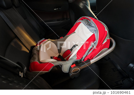 empty safety seat for baby or child in car empty safety seat for baby or child in car 101690461