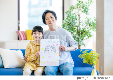 父の日 娘 親子 父の日 娘 親子 101690487