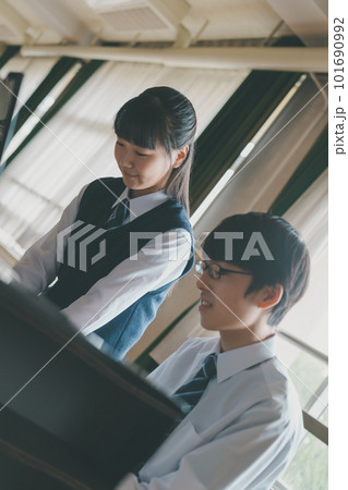 Middle school Middle school 101690992