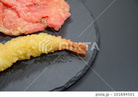 エビ天と紅ショウガ天ぷら エビ天と紅ショウガ天ぷら 101694501