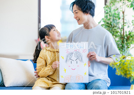 父の日　娘　親子 101701921