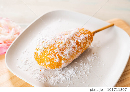 砂糖がけアメリカンドッグ 101711807