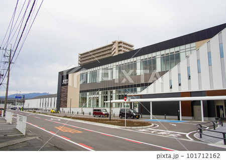 西九州新幹線が開業して新しくなった諫早駅 西九州新幹線が開業して新しくなった諫早駅 101712162