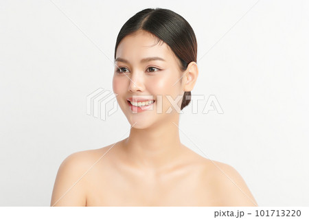 Beautiful young asian woman with clean fresh skin on white background, Face care, Facial treatment, Cosmetology, beauty and spa, Asian women portrait. 101713220