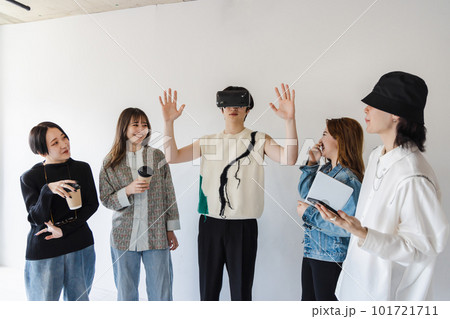 VR・仮想現実・バーチャル未来 VR・仮想現実・バーチャル未来 101721711