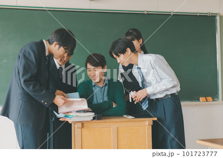 Middle school Middle school 101723777