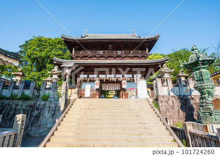 金刀比羅宮（こんぴらさん）：大門 101724260