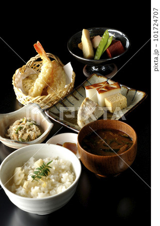 筍ご飯、煮物、天ぷら、定食、京料理、おばんざい、季節料理 筍ご飯、煮物、天ぷら、定食、京料理、おばんざい、季節料理 101724707