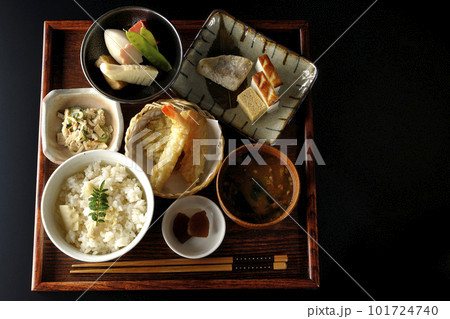 筍ご飯、煮物、天ぷら、定食、京料理、おばんざい、季節料理 101724740