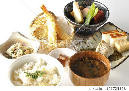 筍ご飯、煮物、天ぷら、定食、京料理、おばんざい、季節料理 101725168