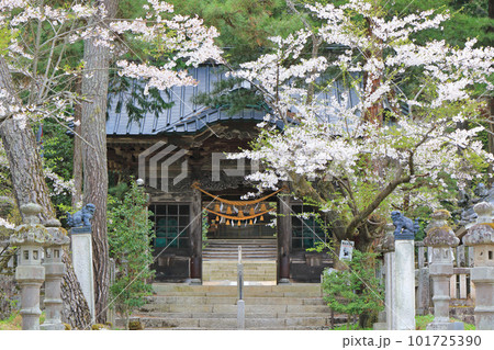 有明山神社裕明門　長野県安曇野市 101725390