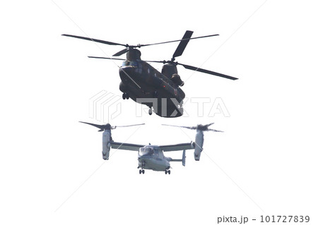 陸上自衛隊のCH-47Jとオスプレイ 陸上自衛隊のCH-47Jとオスプレイ 101727839