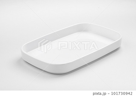 Side view on empty white plate on white background 101730942