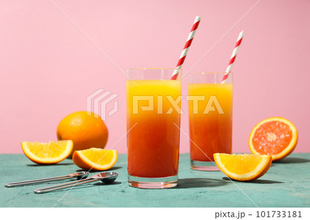 Orange cocktail, concept of fresh delicious summer citrus cocktail 101733181