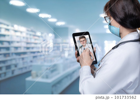 Online consultation of medical doctors. 101733562