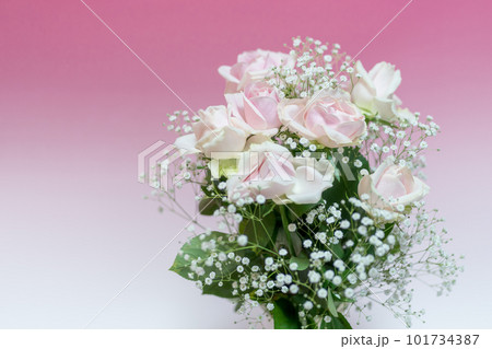 美しいピンクの薔薇　花束 101734387