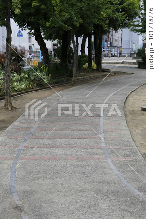 背戸口公園　南海平野線跡　南海平野線線路跡　南海平野線線路跡モニュメント　平野区公園　廃線跡 101738226