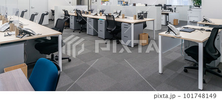 ビジネスオフィス　会社　企業　 101748149