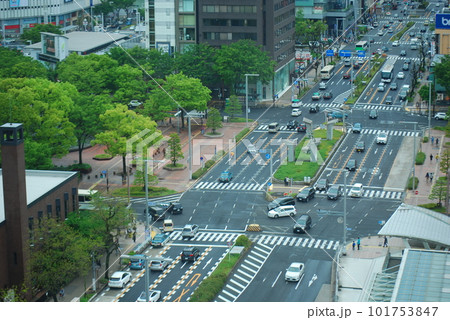 上から見た幹線道路 101753847