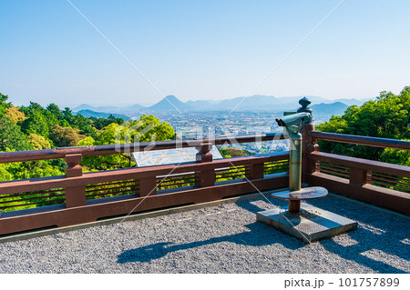 金刀比羅宮（こんぴらさん）：展望台から讃岐平野・讃岐富士の眺め 101757899