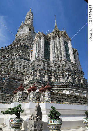 ワット・アルン、暁の寺 101759983