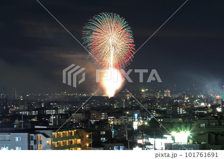 名古屋都市風景と花火 名古屋都市風景と花火 101761691