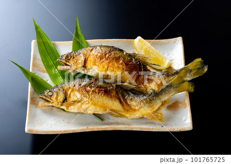 鮎の塩焼き 101765725