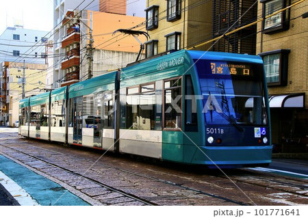安芸の宮島へ… 市民の足も担う【広島電鉄】5000形グリーンムーバー 安芸の宮島へ… 市民の足も担う【広島電鉄】5000形グリーンムーバー 101771641