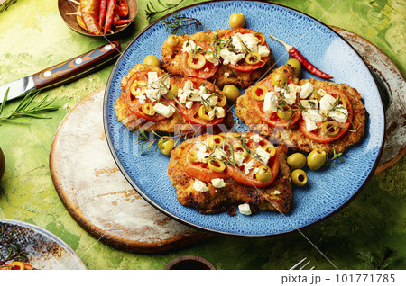 Fried chicken schnitzel 101771785