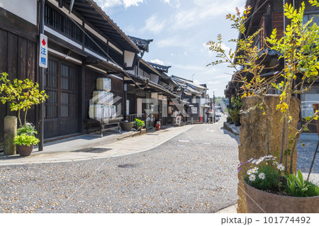 中津川宿の古い町並み(岐阜県中津川市) 中津川宿の古い町並み(岐阜県中津川市) 101774492