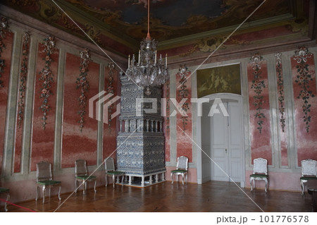 ラトビア　ルンダーレ宮殿　薔薇の間 101776578