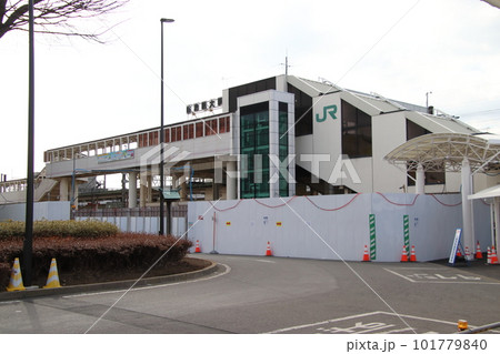 宇都宮線　自治医大駅（東口駅舎） 101779840