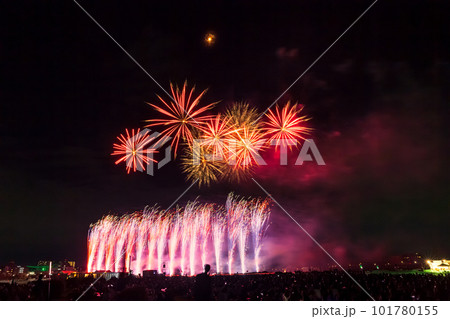 世田谷区たまがわ花火大会　関東 101780155