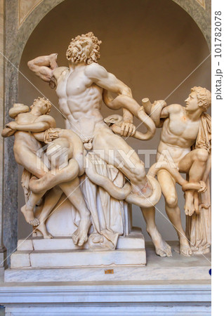 Ancient statue of Laocoon and his sons, also knowns as Laocoon group, in Vatican Museums Ancient statue of Laocoon and his sons, also knowns as Laocoon group, in Vatican Museums 101782078