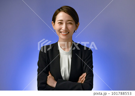 ビジネス 女性 クールビューティー ビジネス 女性 クールビューティー 101788553