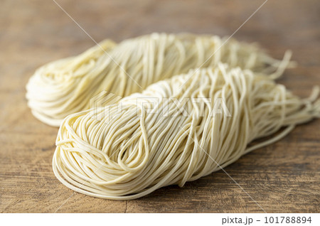 麺 101788894