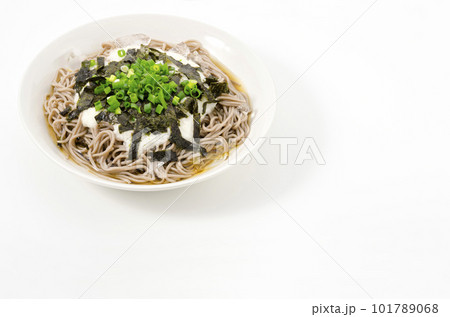 冷やしとろろ蕎麦 101789068