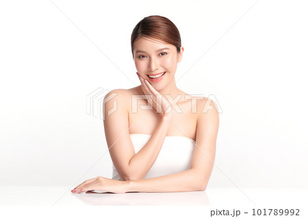 Beautiful young asian woman with clean fresh skin on white background, Face care, Facial treatment, Cosmetology, beauty and spa, Asian women portrait. Beautiful young asian woman with clean fresh skin on white background, Face care, Facial treatment, Cosmetology, beauty and spa, Asian women portrait. 101789992