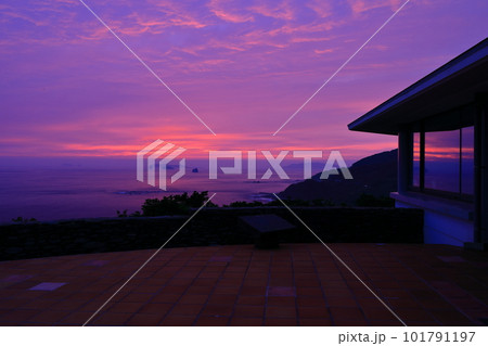 角力灘に沈む夕陽 角力灘に沈む夕陽 101791197