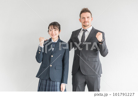 英会話・英語の先生・教師と女子高校生・中学生の生徒 101791227