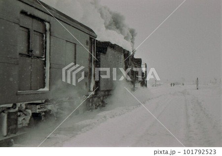 昭和46年　俱知安駅発車D51牽引普通列車　函館本線　北海道　記録写真 101792523