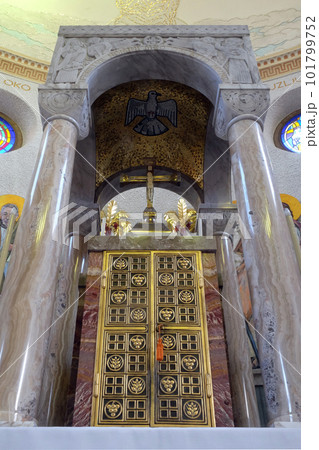 Tabernacle on the main altar in Saint Blaise church in Zagreb, Croatia 101799752