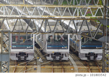 唐木田出張所に停留する電車 101803542