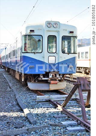 富士山麓電気鉄道(富士急行線)河口湖駅車両基地 1000系(復刻塗装) 富士山麓電気鉄道(富士急行線)河口湖駅車両基地 1000系(復刻塗装) 101805882