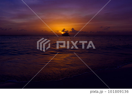 View of the yacht on the Caribbean Sea at sunset. 101809136