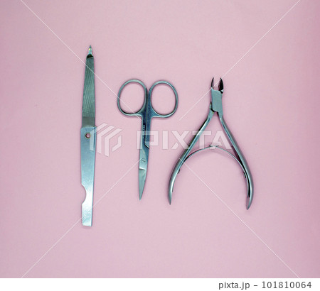 Nail file, scissors and nail clippers 101810064