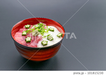 マグロとろろ丼 101815230