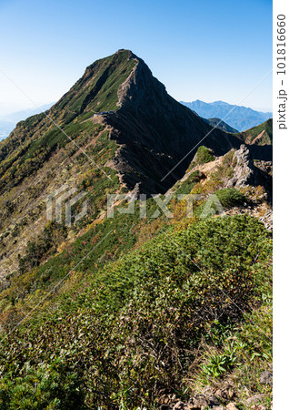 南八ヶ岳の山岳風景 赤岳 南八ヶ岳の山岳風景 赤岳 101816660