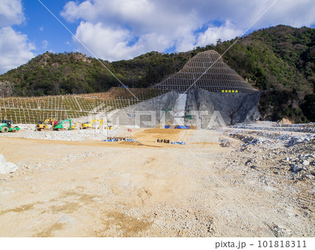 ダム工事現場の風景・大分県・ななせダム 101818311